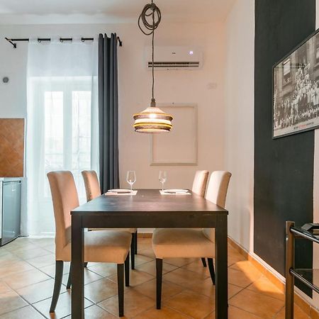 פלרמו Ballaro Central Cozy Studio With Balcony מראה חיצוני תמונה